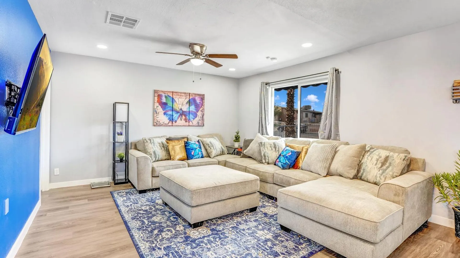 הוילה לאס וגאס Big Group, Remodeled, Landscaped, King Beds, Desks ארצות הברית